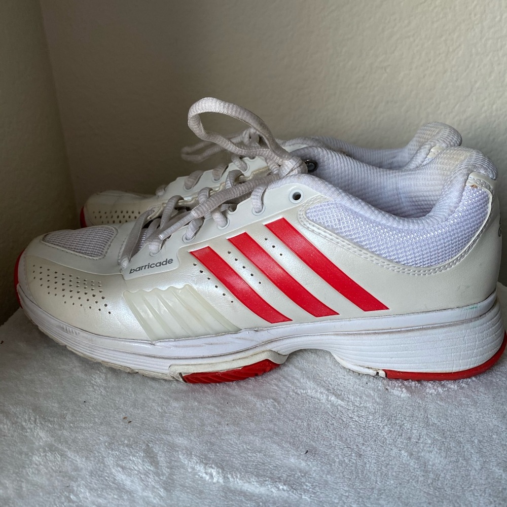 Adidas Barricade tennis shoes - Picture 4 of 5